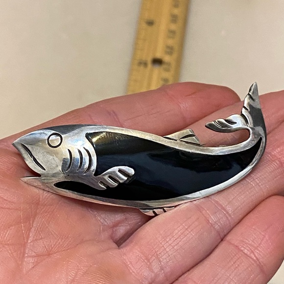 Taxco Jewelry - Vintage Taxco Sterling Silver Black Enamel Fish Brooch 925